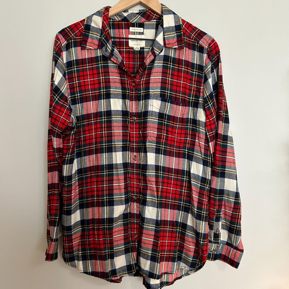 American Eagle Aahhmazingly Soft Flannel Boyfriend Button Up Shirt